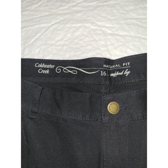 Woman's sz 16 Coldwater Creek black capri pants - Picture 2 of 4